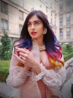 adahsharma2.jpg