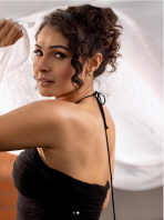 Andrea_Jeremiah_at_16-04-21.png
