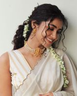 Anupama-AIU1R7.jpg