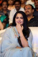 anushka-shetty-hit-pre-release11.jpg