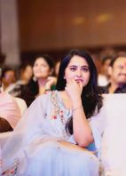 Filename=anushka-shetty-hit-pre-release65.jpg
Filesize=643KiB
Dimensions=922x1280
Date added=Jan 12, 2024 anushka-shetty-hit-pre-release65.jpg
