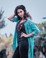 Filename=gayatriiyer9.jpg
Filesize=502KiB
Dimensions=1000x1250
Date added=Apr 21, 2022 gayatriiyer9.jpg