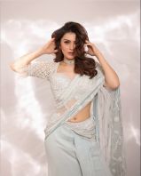 hansika4.jpg