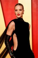 Rosie_Huntington-Whiteley1.jpg