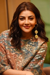 Filename=kajalagarwal32.jpg
Filesize=623KiB
Dimensions=1000x1501
Date added=Apr 12, 2022 kajalagarwal32.jpg