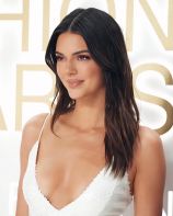 kendall_jenner_at_the_CFDA_fashion_awards3.jpg