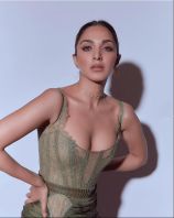 Kiara_Advani2WVkAAl8iS-23.jpg