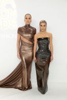 Khlo__and_Kim_Kardashian_at_the_CFDA_Fashion_Awards_in_NYC_today_2.jpg