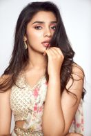 Filename=KrithishettyAArUwQ.jpg
Filesize=373KiB
Dimensions=1366x2048
Date added=Mar 10, 2023 KrithishettyAArUwQ.jpg