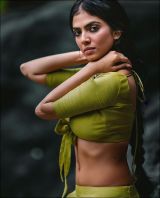 malavika27E0.JPG