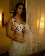 Mega_Shukla_at_12-12-53.png