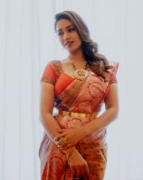 nivetha1pethuraj11.jpg