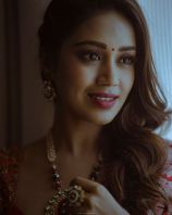 nivetha1pethuraj7.jpg