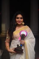 Prayaga-Martin-at-Jaycey-Foundation-Awards-2017-16.jpg