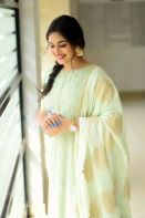 prayaga-martin-stills-june-2017-10.jpg