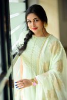 prayaga-martin-stills-june-2017-2.jpg