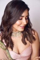 raashikhanna17E0.jpg