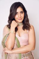 raashikhanna47E0.jpg