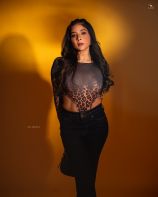 F-SakshiAgarwal18.jpg