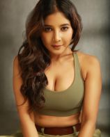 F-SakshiAgarwal2.jpg