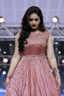 Saniya-Iyyappan-at-IFL-fashio-show-7.jpg