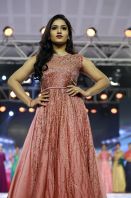 Saniya-Iyyappan-at-IFL-fashio-show-8.jpg