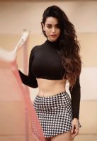 Soundarya_Sharma17.jpg