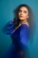 sreemukhi2.jpg