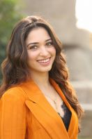 Tamannah-Bhatia-during-interview-12.jpg